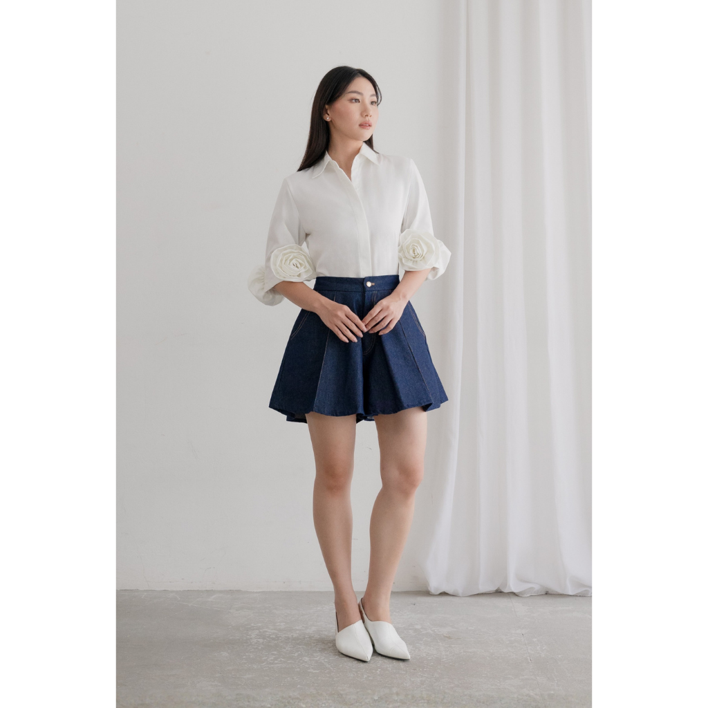 Ayaco Rose Shirt & I-Dle Denim Shorts (Top)