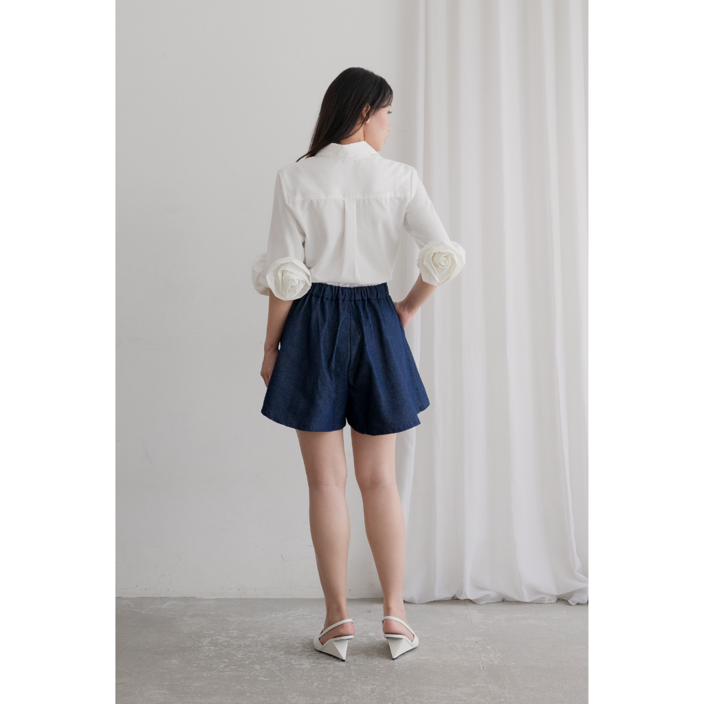 Ayaco Rose Shirt & I-Dle Denim Shorts (Top)