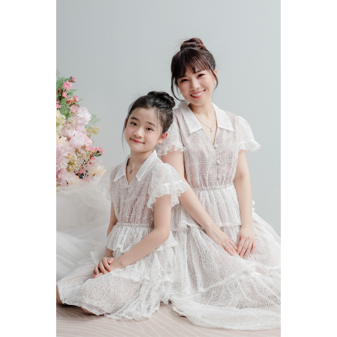 Bundle Na Ra Lace Dress + Mini Na Ra Lace Dress