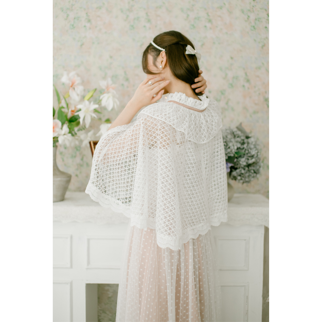 Ayaco Ye Ri Lace Midi Dress