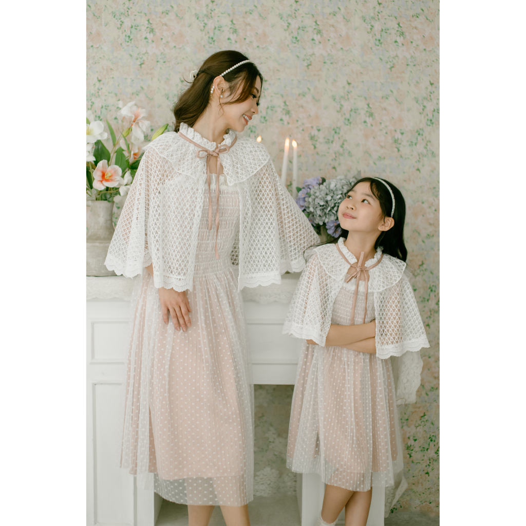 Ayaco Ye Ri Lace Midi Dress