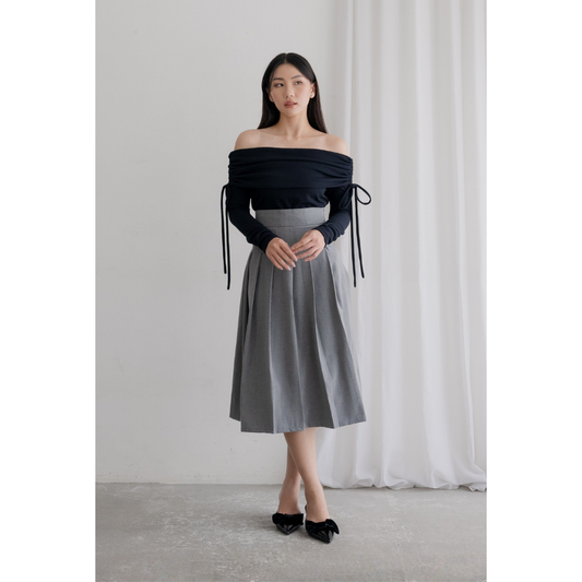 Ayaco Soo Bin Off-Shoulder Top & Midi Skirt (Set)