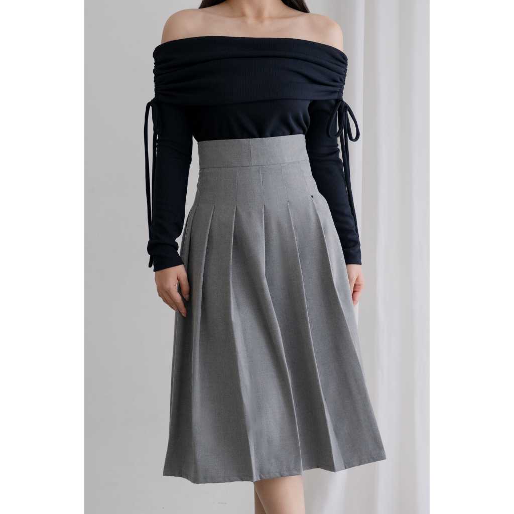 Ayaco Soo Bin Off-Shoulder Top & Midi Skirt (Top)