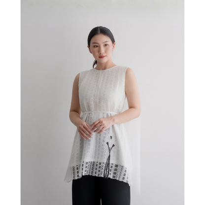 Ayaco Ava Lace Top