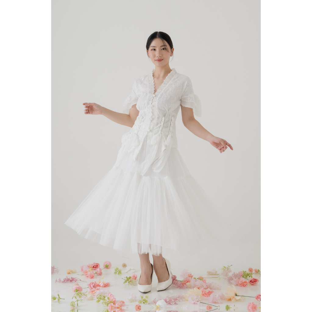 Ayaco Kii Kii Kebaya Lace Top