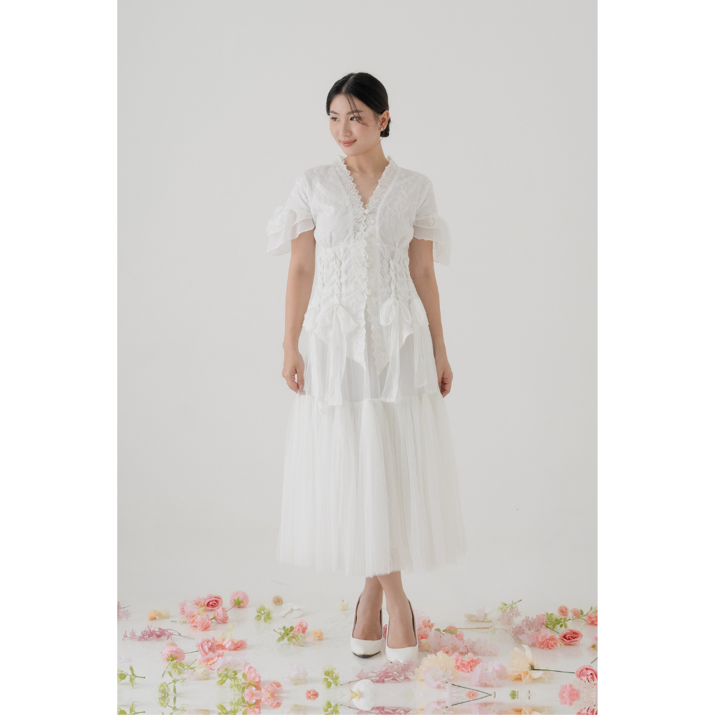 Ayaco Kii Kii Kebaya Lace Top