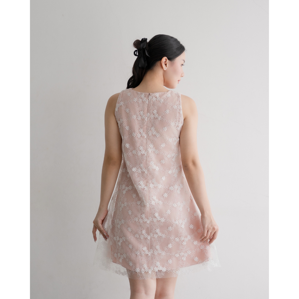 Ayaco Pearl Lace Dress
