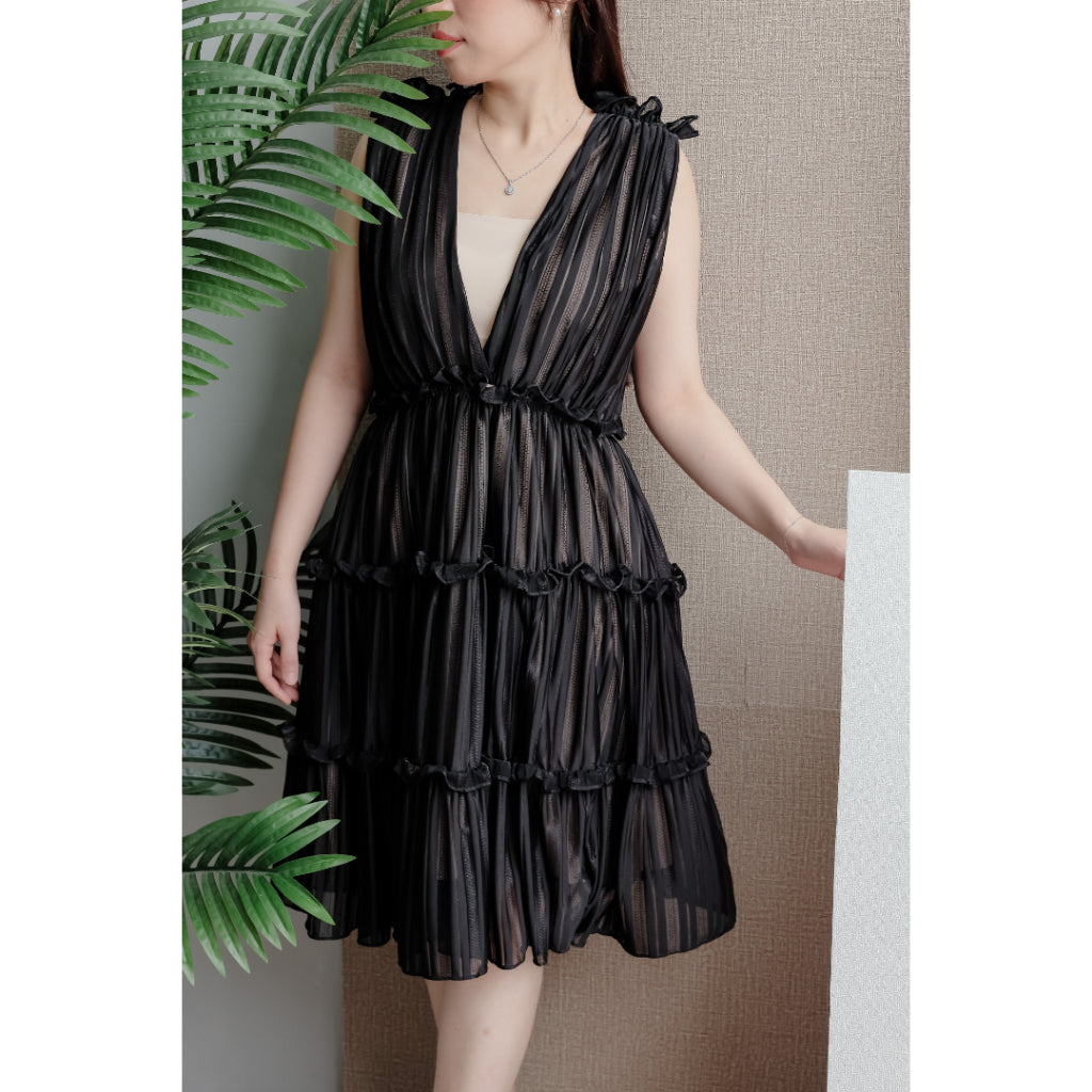 Ayaco Na Ri dress