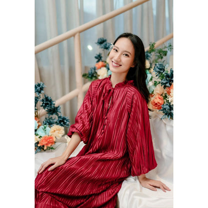 Ha Rin Pleats Dress (Wine)
