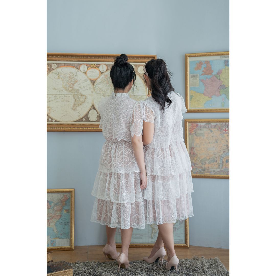 Jisoo Lace Dress