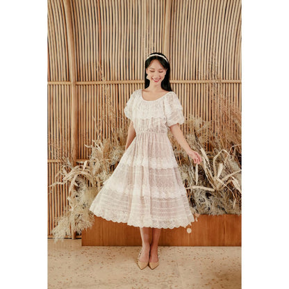 Bundle Yoona Lace Dress + Mini Yoona Lace Dress