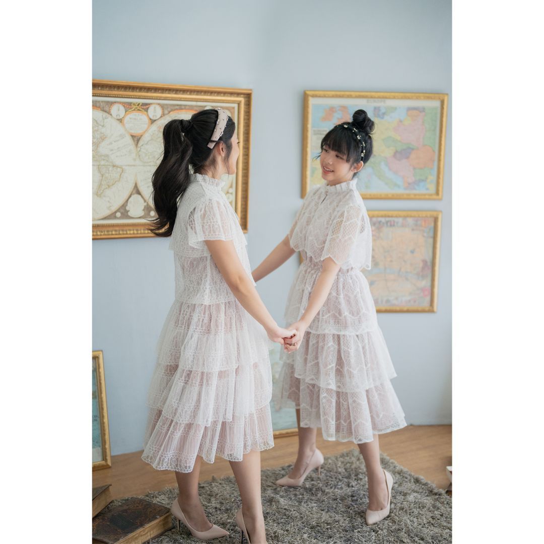 Jisoo Lace Dress