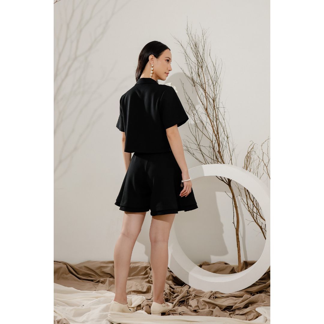 Hae Rin Ruffle Set
